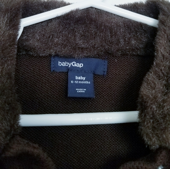 Baby GAP Brown Cardigan Sweater Faux Fur Collar Size 6-12 Months - Picture 8 of 10